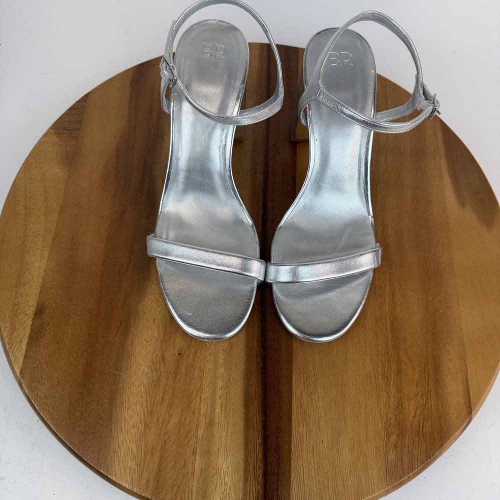Womens BP Lexy Silver Faux Leather Heeled Strappy Ankle Strap Sandals Size 9.5